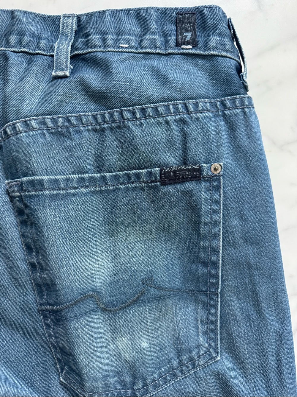 7 For All Mankind Men’s Washed Blue Relaxed Jeans